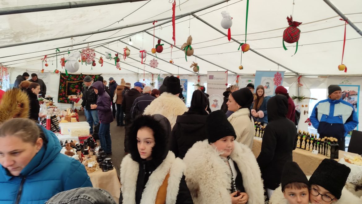 festivalul-arte-si-traditii-Baia-de-Fier-2023